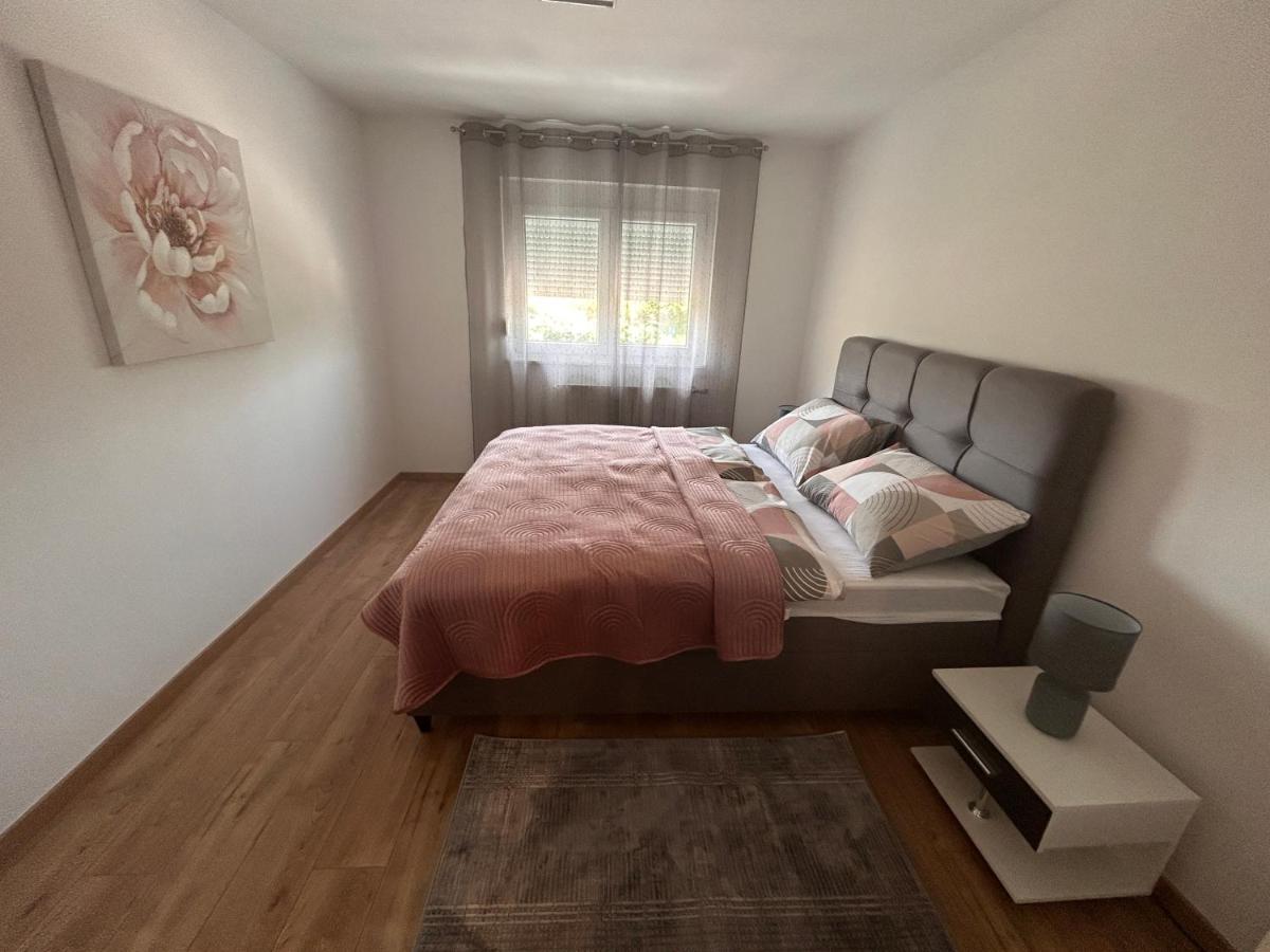 Apartmani Ana&Vesna Karlovac Buitenkant foto