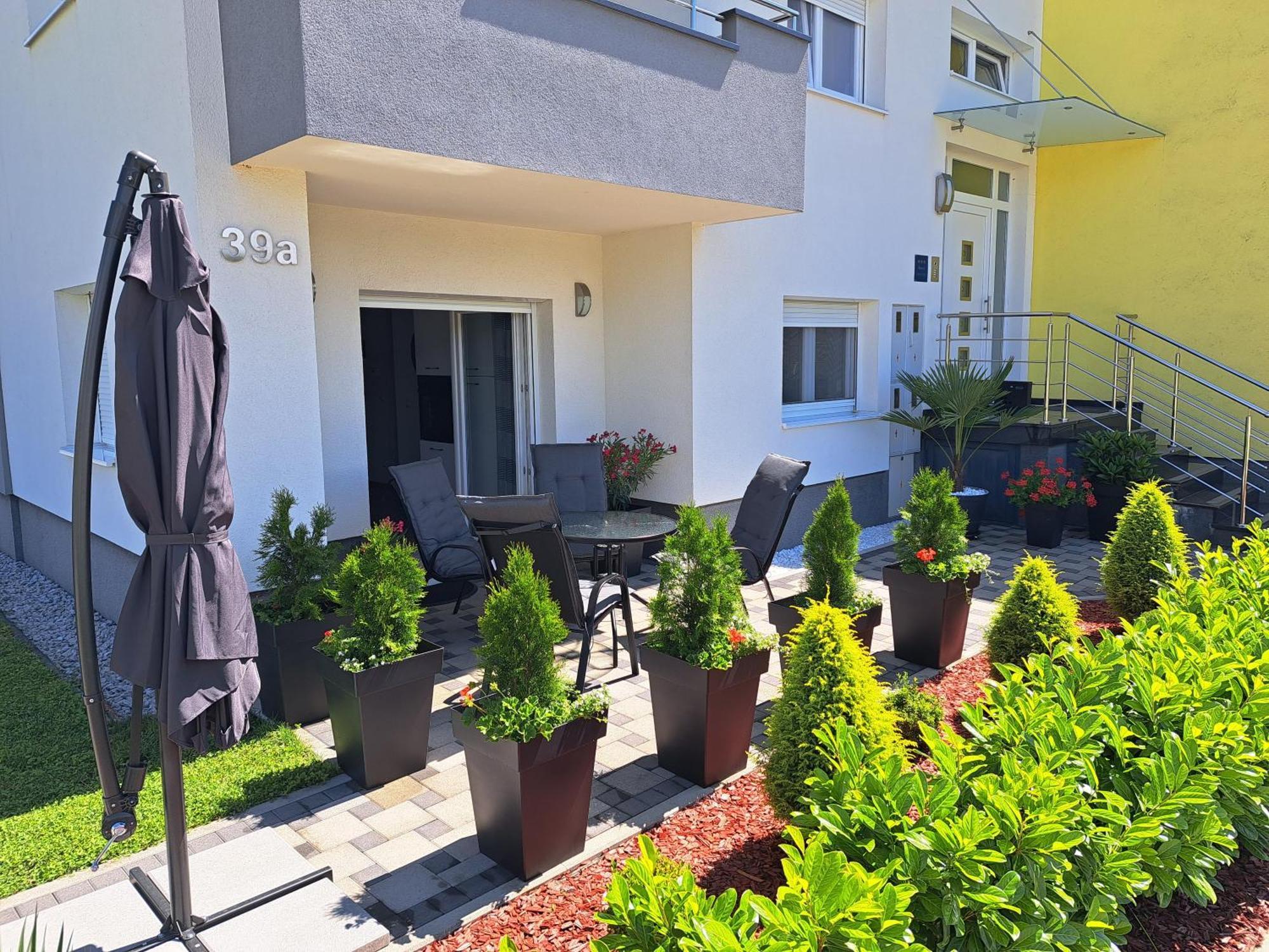 Apartmani Ana&Vesna Karlovac Buitenkant foto